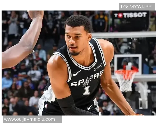 查克解析 - 曼恩调查：曩昔四场21助攻5失误，传球有所前进？